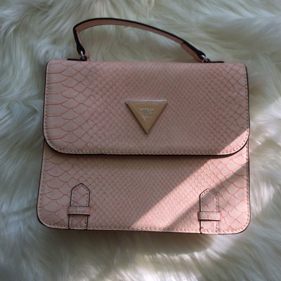 Guess Handbags - Guess bag 🧡